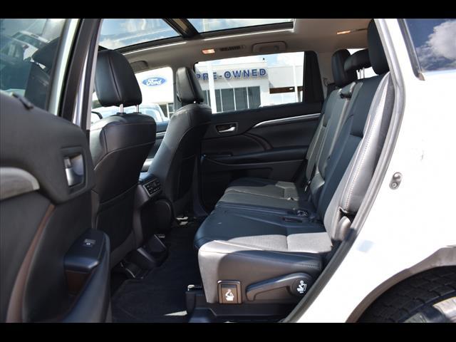 used 2018 Toyota Highlander car, priced at $26,988