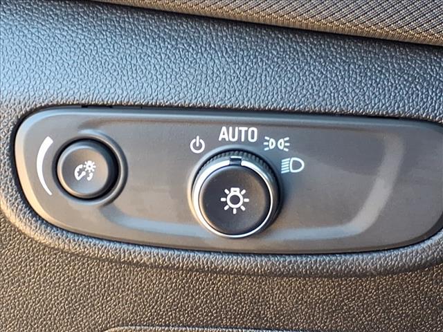 used 2025 Chevrolet TrailBlazer car, priced at $24,988