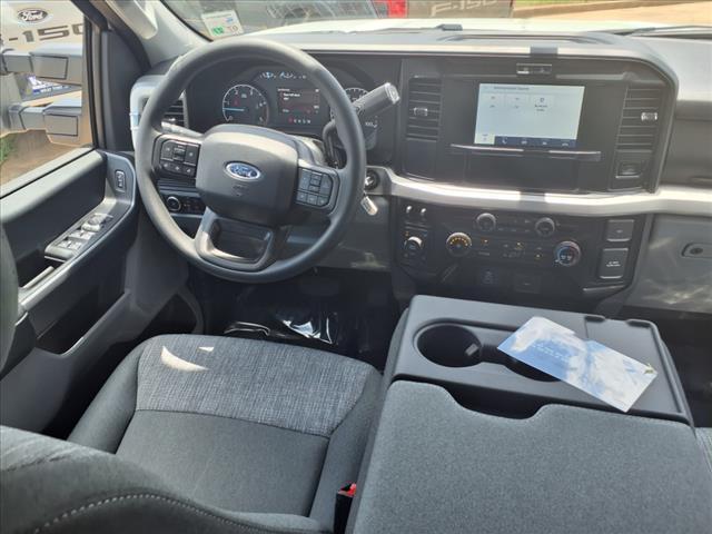 new 2025 Ford F-250 car, priced at $71,230