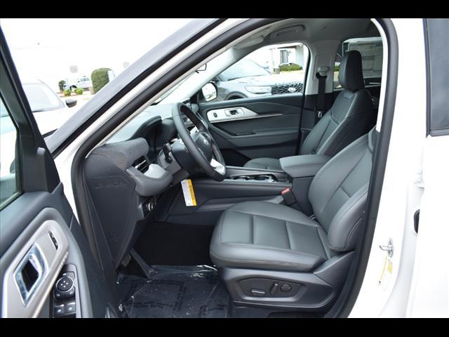 new 2025 Ford Explorer car, priced at $45,605