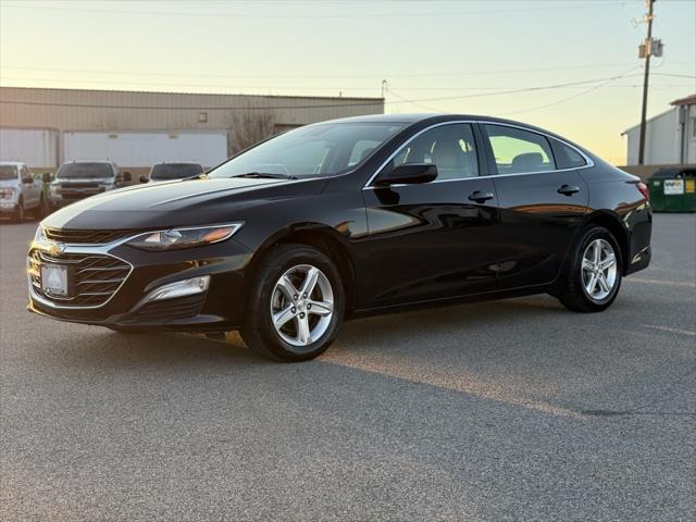 used 2019 Chevrolet Malibu car, priced at $14,984