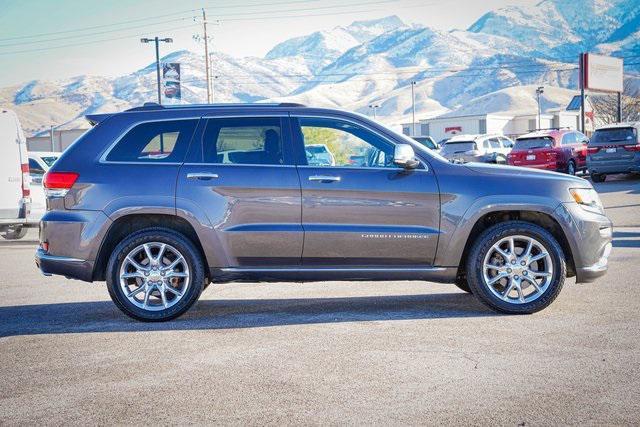 used 2015 Jeep Grand Cherokee car, priced at $17,484