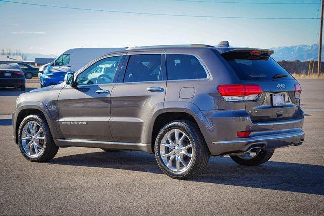 used 2015 Jeep Grand Cherokee car, priced at $17,484