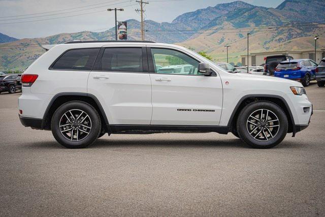 used 2021 Jeep Grand Cherokee car, priced at $27,605