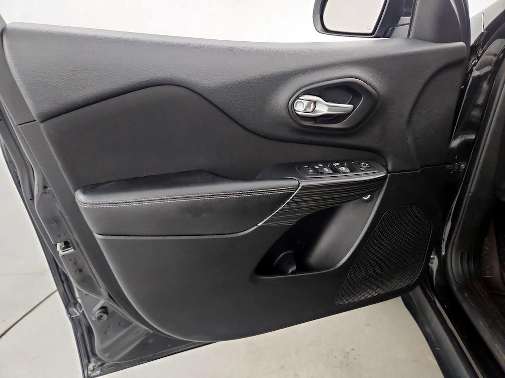used 2016 Jeep Cherokee car, priced at $16,998