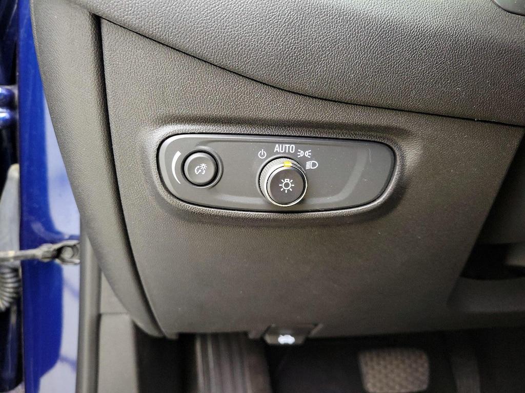 used 2022 Chevrolet Equinox car, priced at $22,998