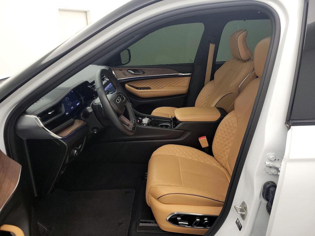 used 2024 Jeep Grand Cherokee L car, priced at $54,998