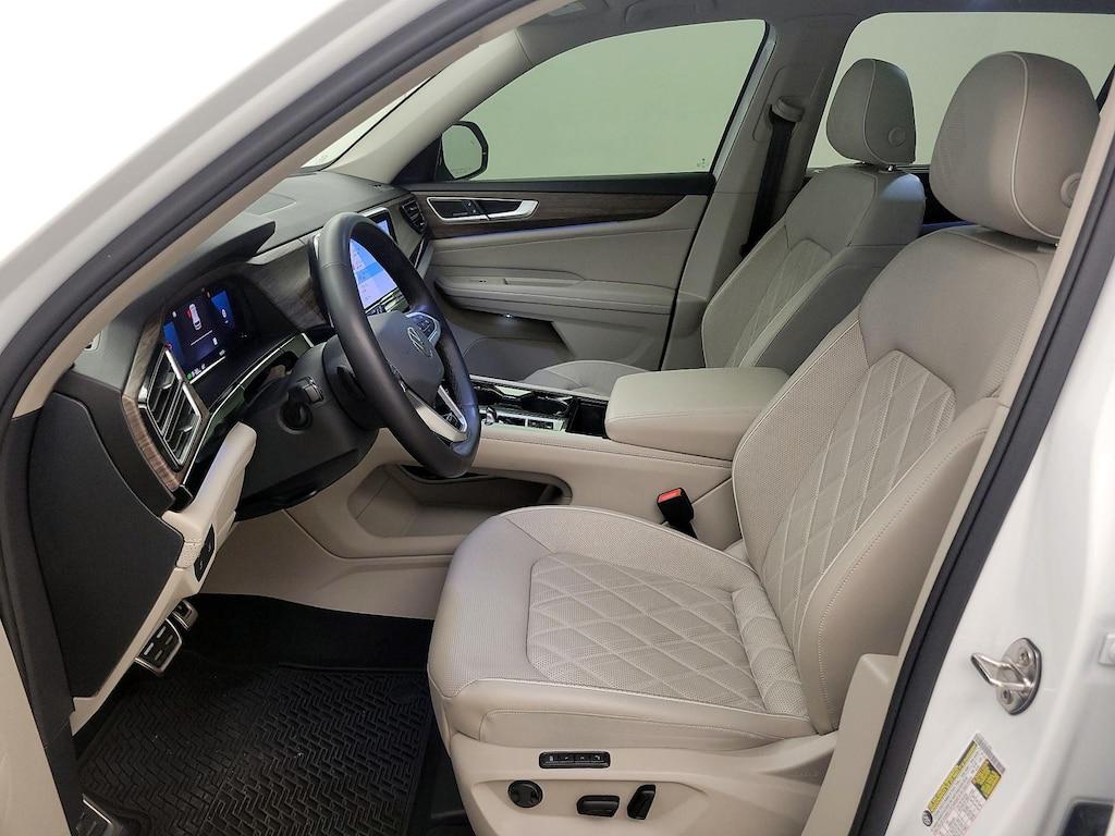 used 2025 Volkswagen Atlas car, priced at $47,998