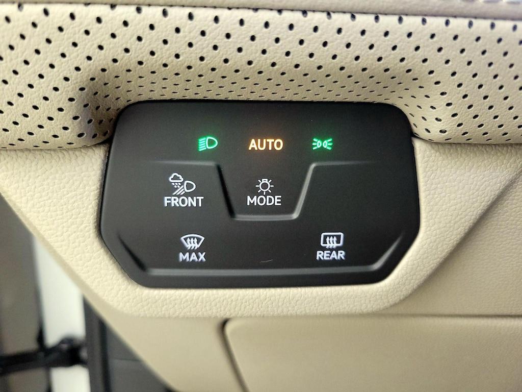 used 2025 Volkswagen Atlas car, priced at $47,998