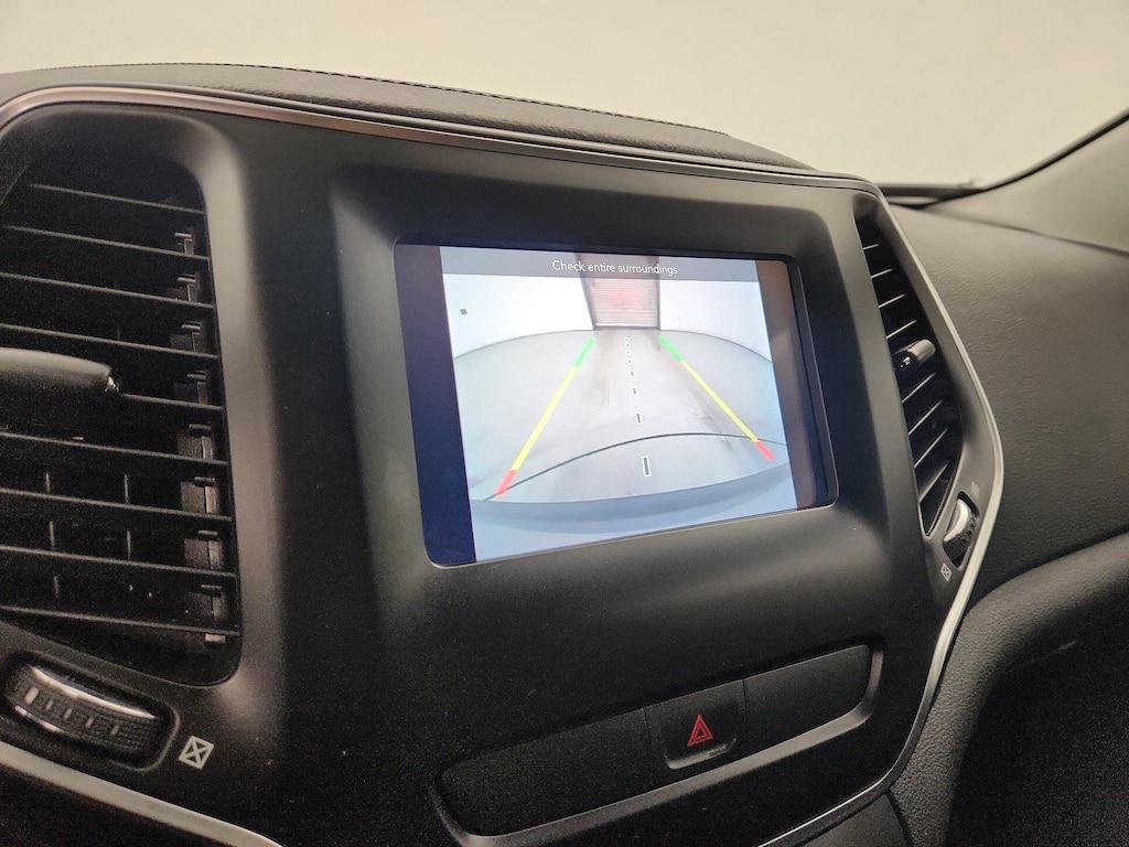 used 2019 Jeep Cherokee car, priced at $17,998
