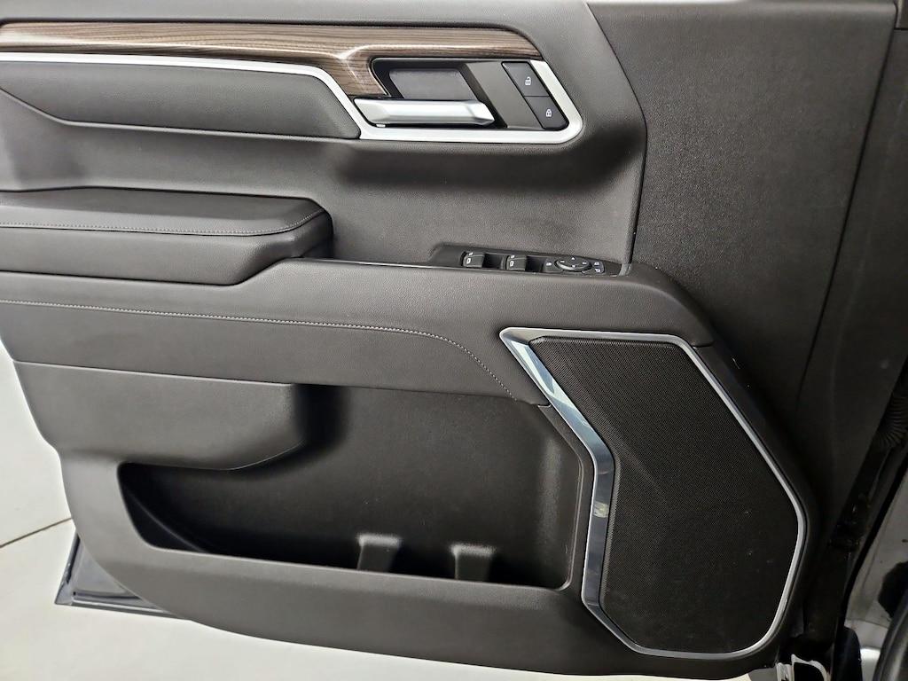 used 2022 Chevrolet Silverado 1500 car, priced at $32,998