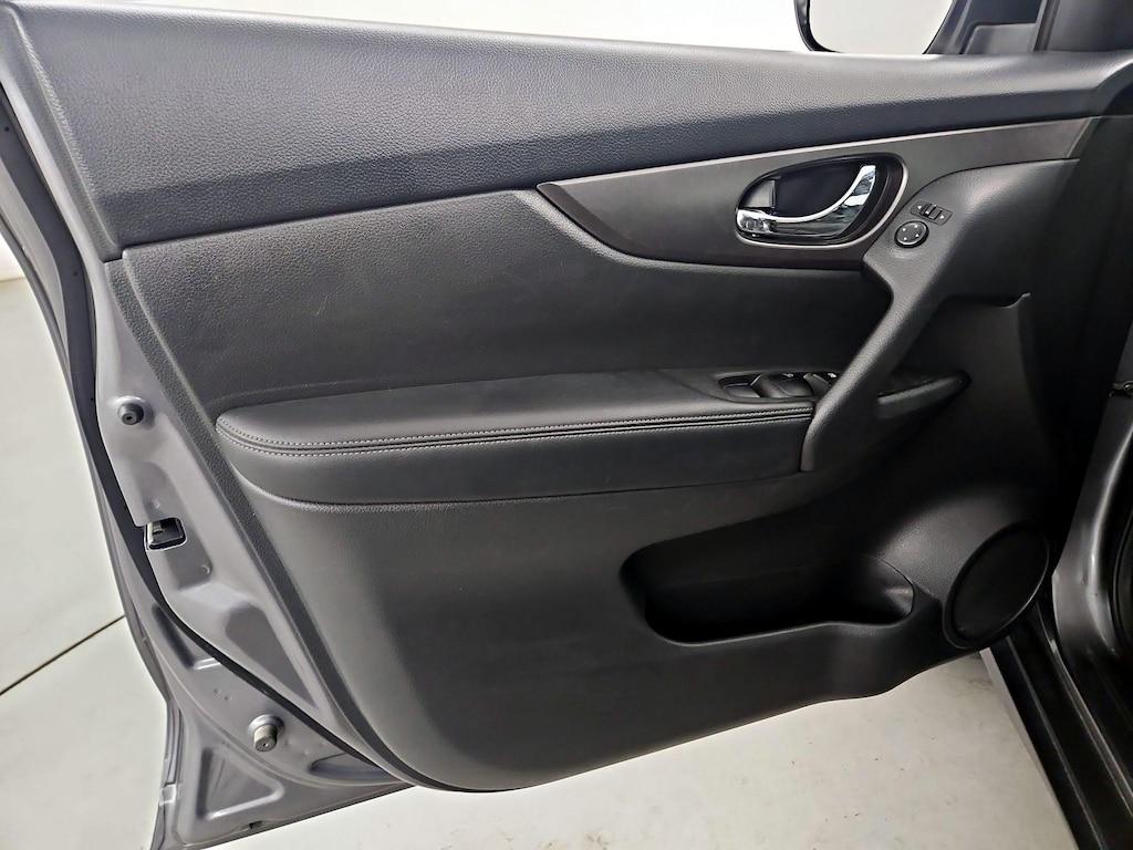 used 2016 Nissan Rogue car, priced at $13,998