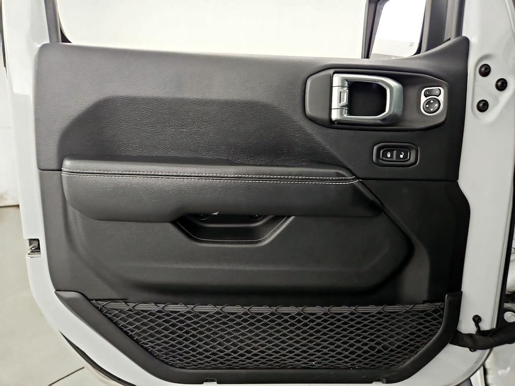 used 2018 Jeep Wrangler car, priced at $27,998