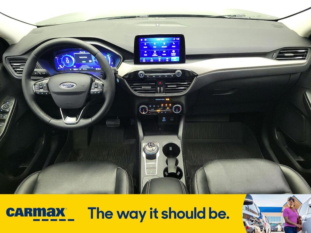 used 2022 Ford Escape car, priced at $27,998