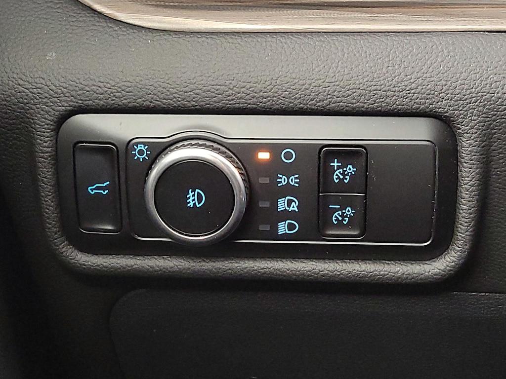 used 2023 Ford Explorer car, priced at $33,998