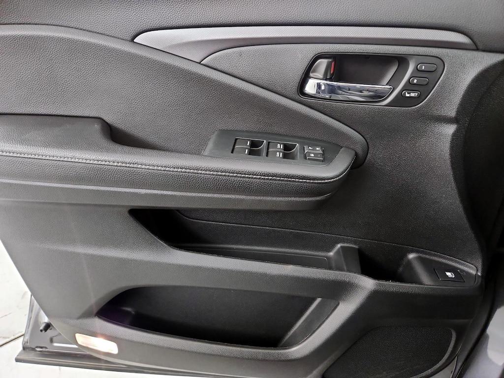 used 2023 Honda Ridgeline car, priced at $33,998