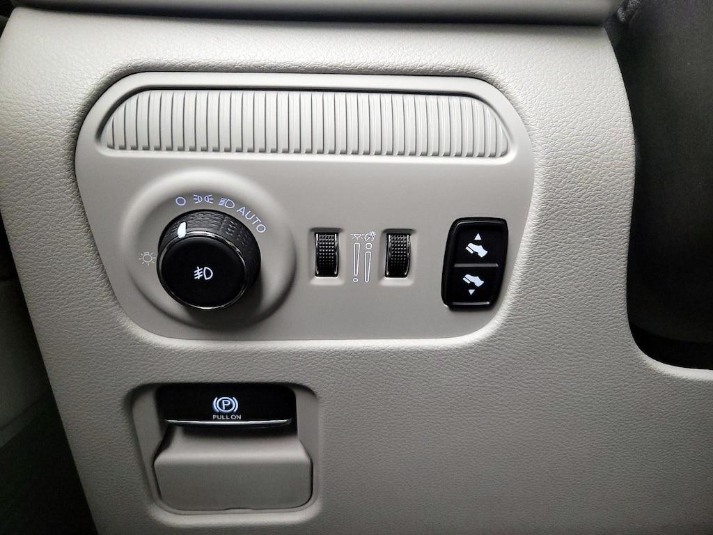 used 2022 Jeep Wagoneer car, priced at $47,998