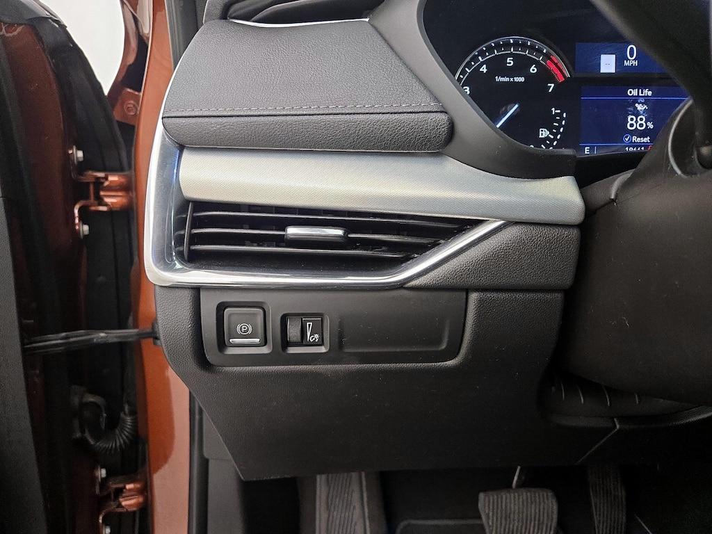 used 2019 Cadillac XT4 car, priced at $27,998