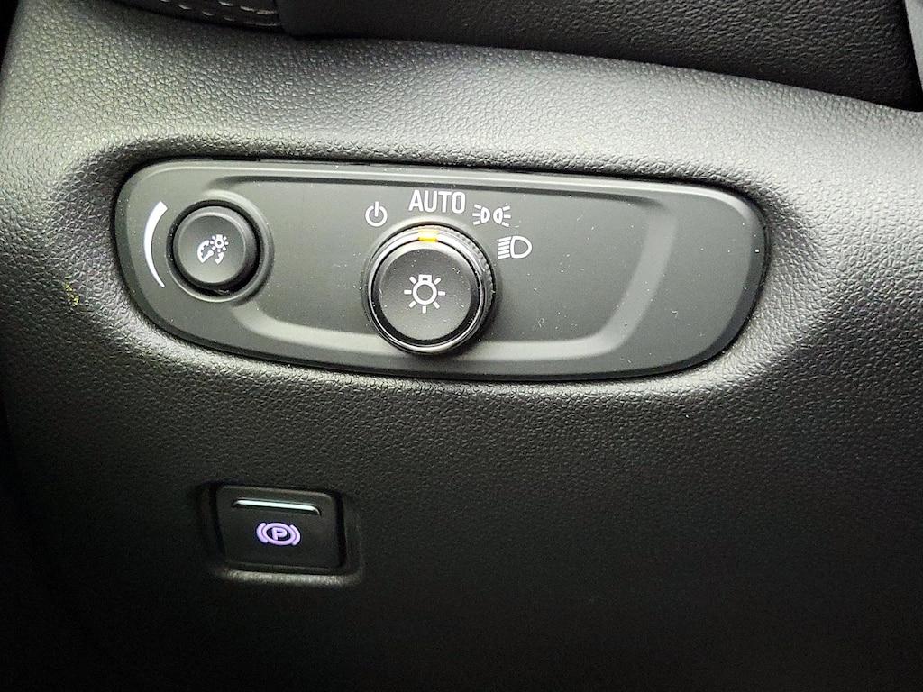 used 2023 Chevrolet Blazer car, priced at $24,998