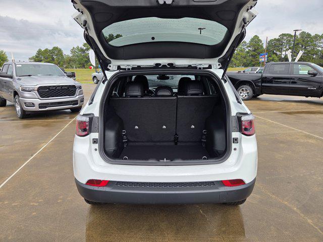 new 2026 Jeep Compass car, priced at $32,590