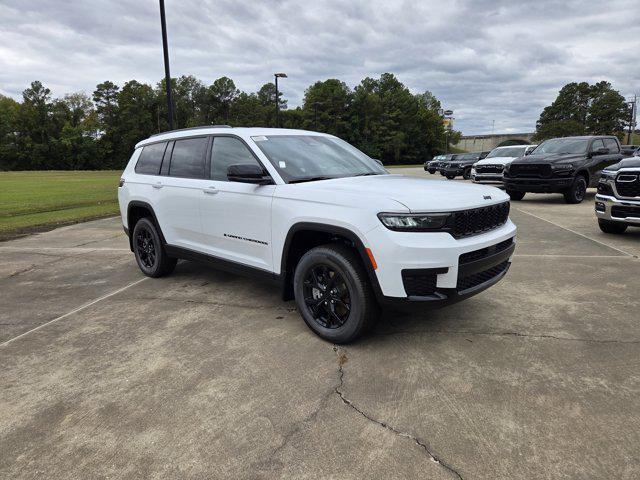 new 2025 Jeep Grand Cherokee L car, priced at $41,336