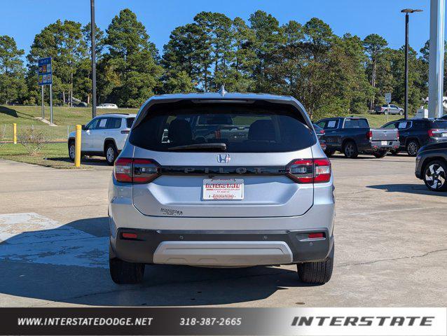 used 2025 Honda Pilot car, priced at $36,990