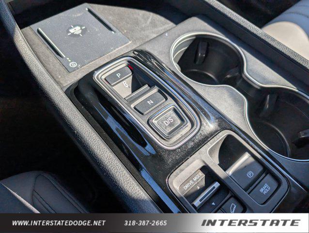 used 2025 Honda Pilot car, priced at $36,990