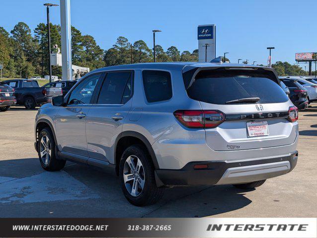 used 2025 Honda Pilot car, priced at $36,990