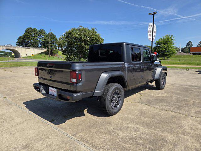 new 2025 Jeep Gladiator car, priced at $46,610