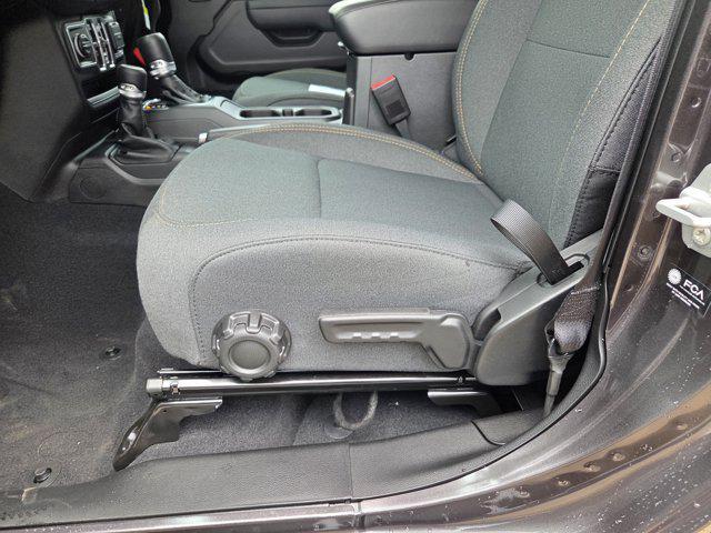 new 2025 Jeep Gladiator car, priced at $46,610