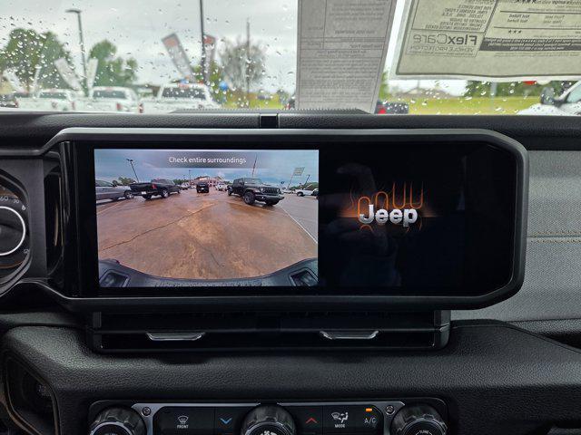new 2025 Jeep Gladiator car, priced at $46,610
