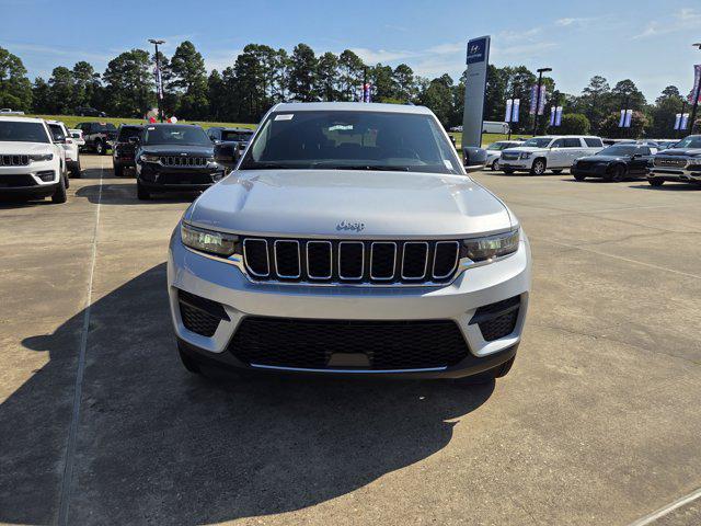 new 2025 Jeep Grand Cherokee car, priced at $44,800