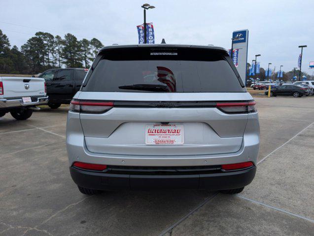 new 2025 Jeep Grand Cherokee car, priced at $48,530