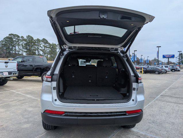 new 2025 Jeep Grand Cherokee car, priced at $48,530