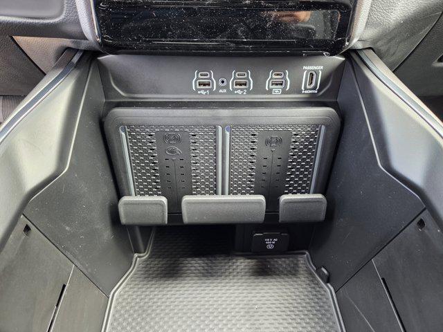 new 2025 Ram 1500 car, priced at $77,175