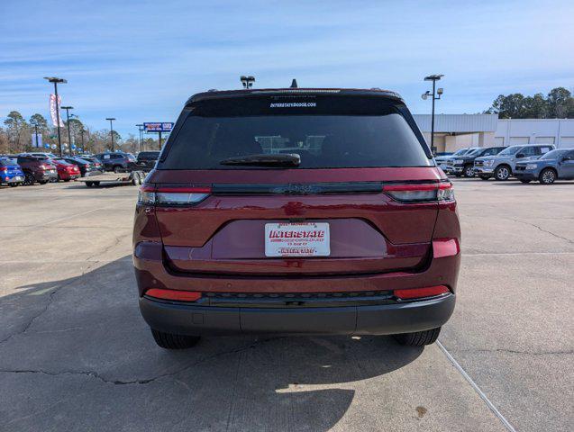 new 2025 Jeep Grand Cherokee car, priced at $48,030