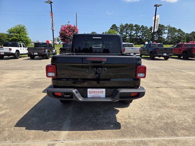 new 2025 Jeep Gladiator car, priced at $52,405