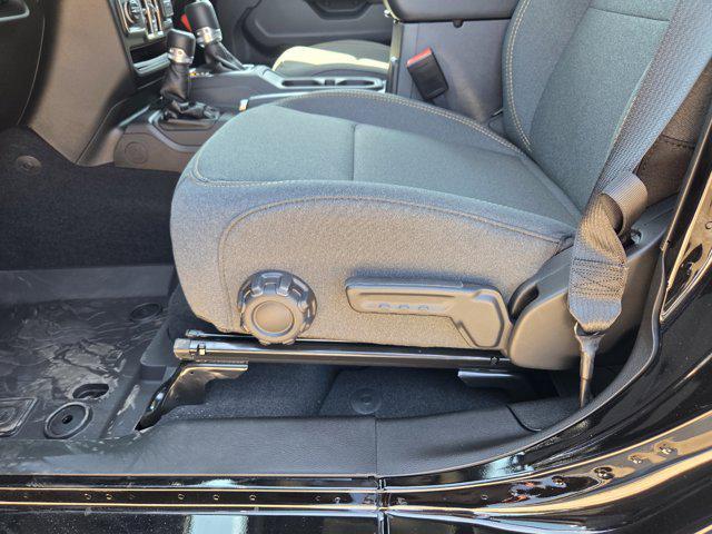 new 2025 Jeep Gladiator car, priced at $52,405