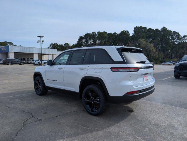 new 2025 Jeep Grand Cherokee car, priced at $51,425