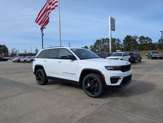 new 2025 Jeep Grand Cherokee car, priced at $51,425