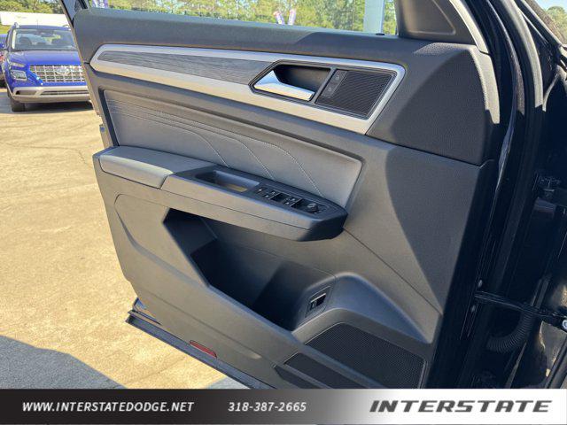 used 2021 Volkswagen Atlas Cross Sport car, priced at $22,990