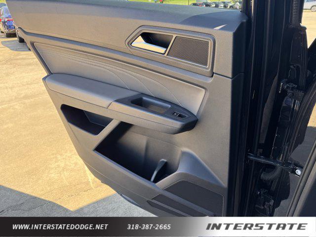 used 2021 Volkswagen Atlas Cross Sport car, priced at $22,990