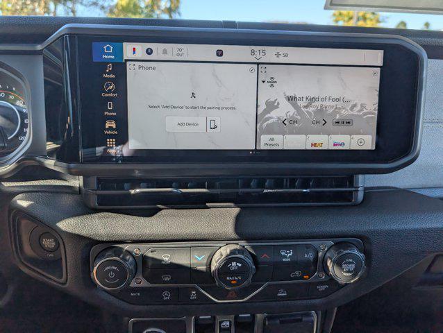 new 2025 Jeep Gladiator car, priced at $48,105