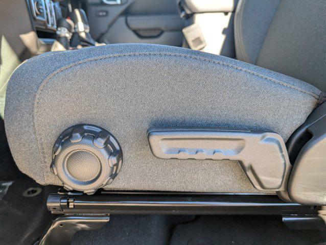 new 2025 Jeep Gladiator car, priced at $48,105