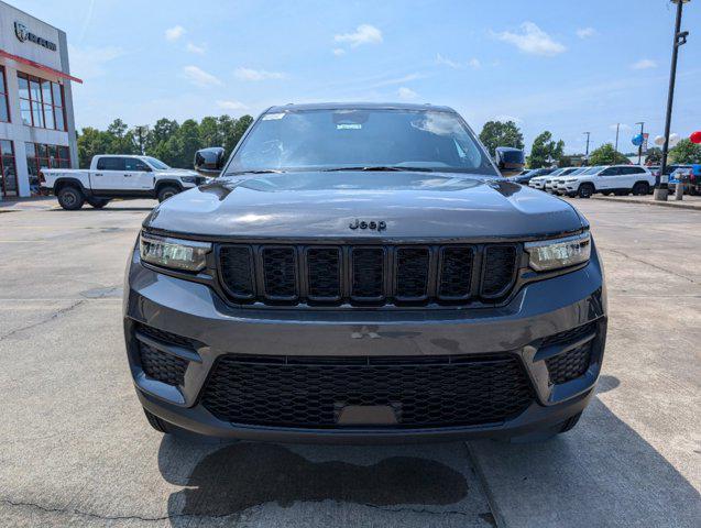 new 2024 Jeep Grand Cherokee car, priced at $49,530