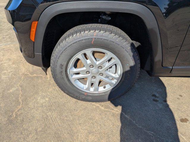 new 2025 Jeep Grand Cherokee car, priced at $43,425