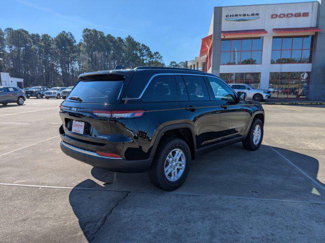 new 2025 Jeep Grand Cherokee car, priced at $43,425