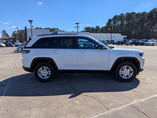 new 2025 Jeep Grand Cherokee car, priced at $43,825