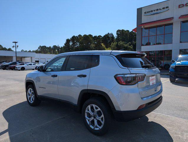 new 2025 Jeep Compass car, priced at $32,090