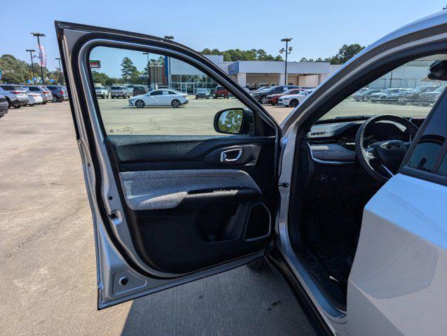 new 2025 Jeep Compass car, priced at $32,090